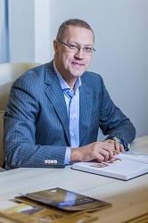  Поздравление с 60-летием профессора К.П. Пшениснова